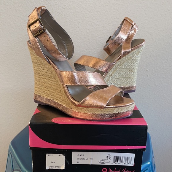 Michael Antonio Gate Bronze Wedge Sandals - Picture 4 of 5